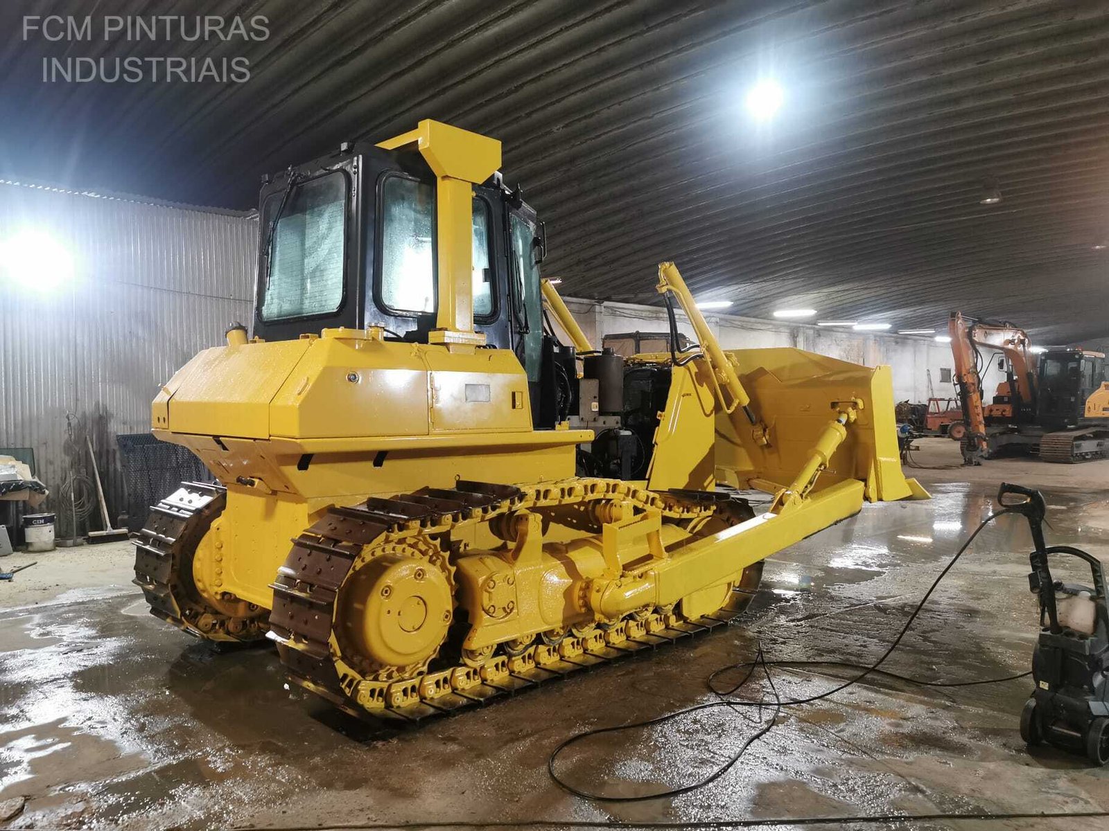 Bulldozer durante