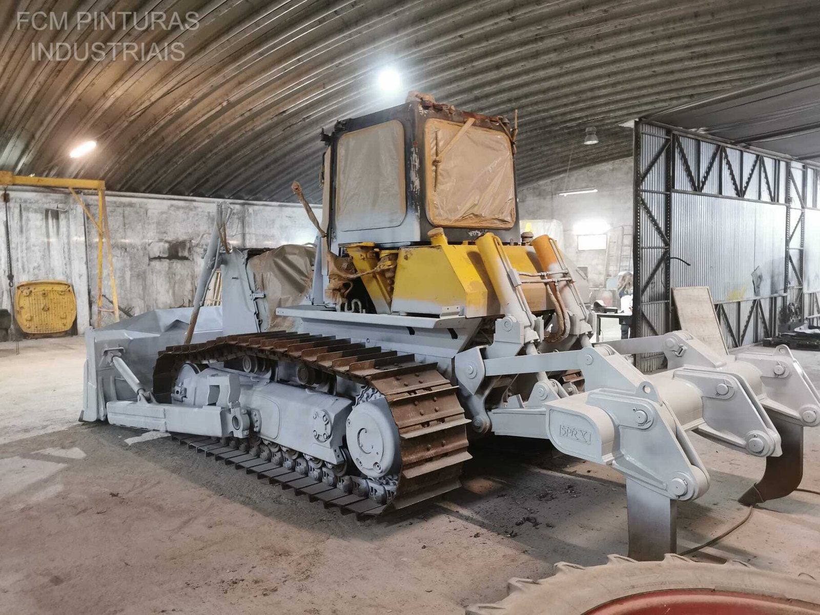 Bulldozer durante