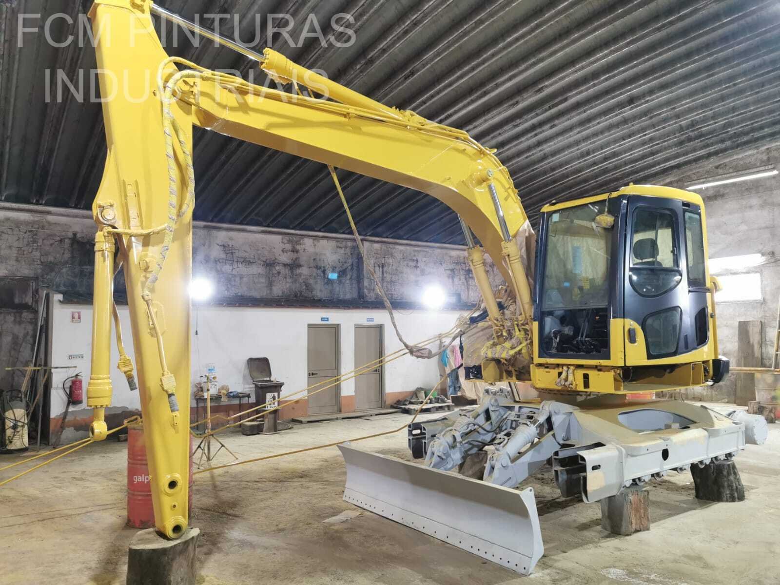 Komatsu antes